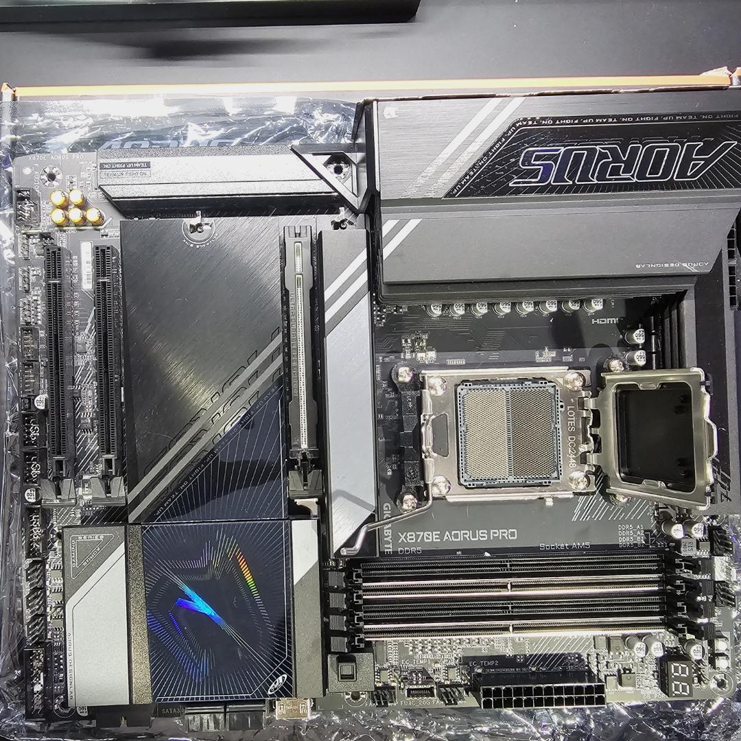 マザーボード GIGABYTE X870E AORUS PRO (rev. 1.1)