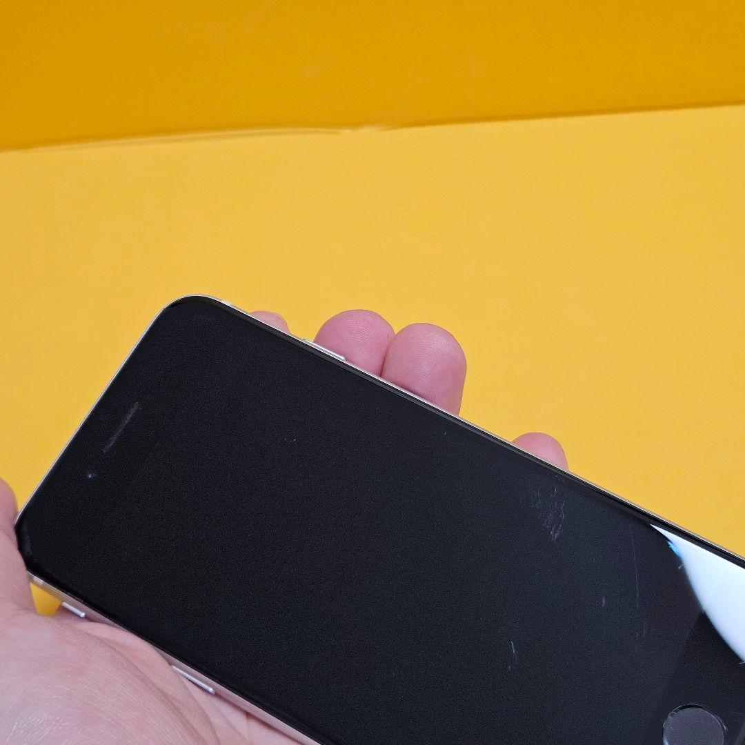 iPhone SE2 64GB｜24時間以内発送#496