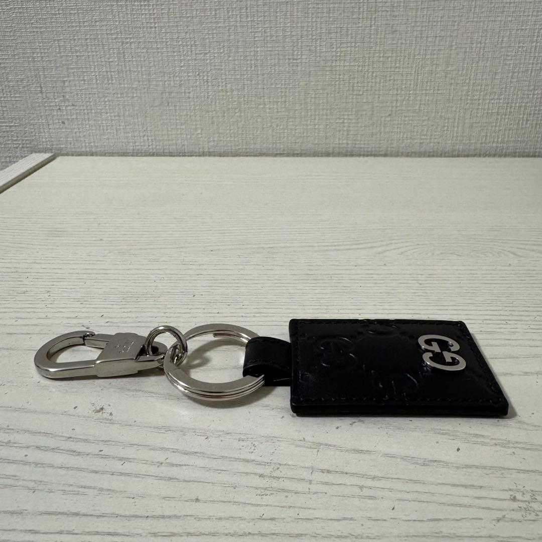 【新品同様】グッチ GUCCI キーリング シマ　GG レザー ブラック　黒