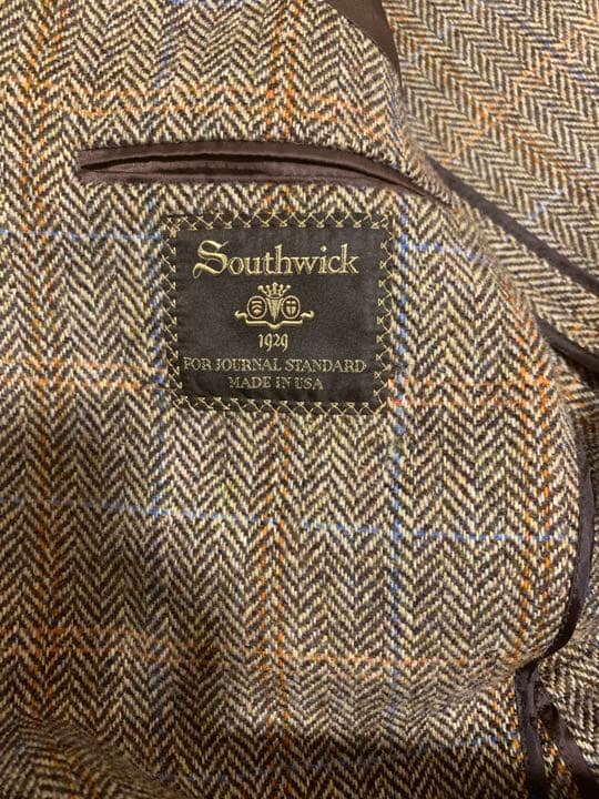 秋冬英国トレンドのベージュ ジャケット