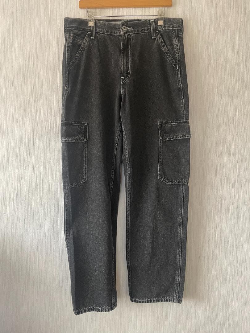 【1/4まで特別価格】Levi's SilverTab ルーズカーゴパンツ 黒