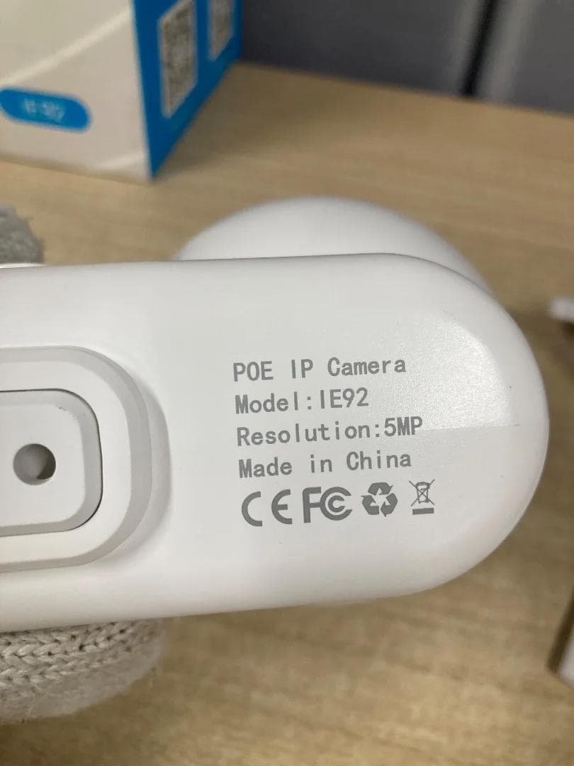 ieGeek防犯カメラ 有線LANカメラ2台 HDD2TB録画ユニット「6833