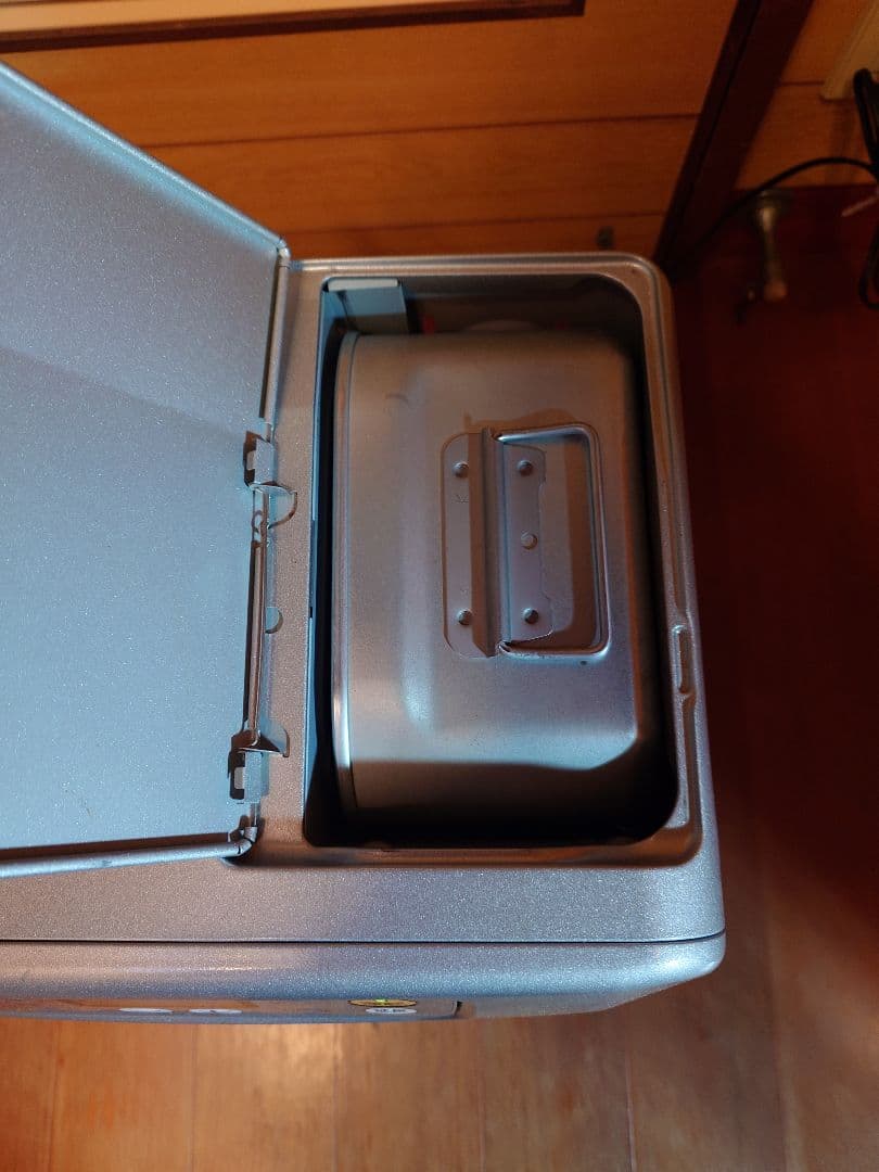 CORONA製石油ファンヒーター 実働問題無し。