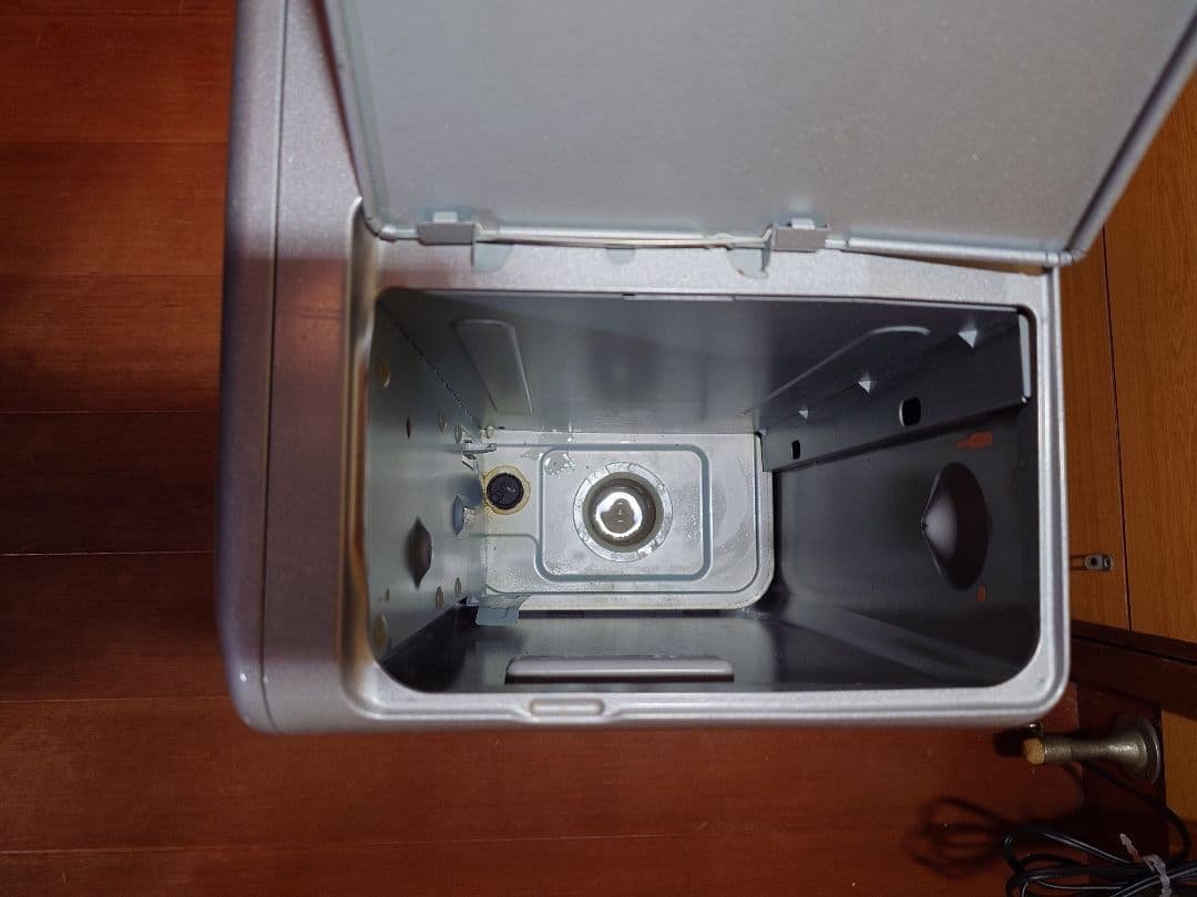 CORONA製石油ファンヒーター 実働問題無し。