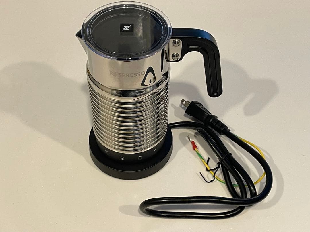 ネスプレッソ エッセンサミニ&エアロチーノ4