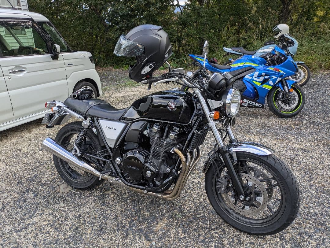 HONDA CB1100 　純正タンク　ブラック