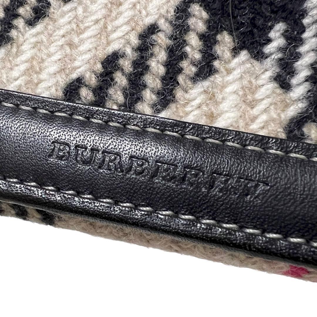 美品 BURBERRY バーバリー メガチェック ケース ウール ブラック