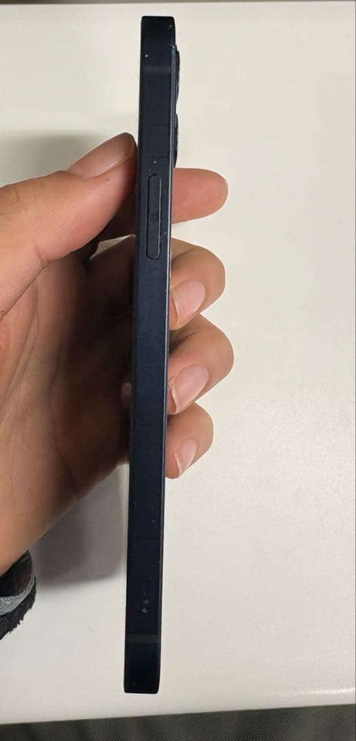 ま*と様 iPhone12 ブラック 64GB ワケあり