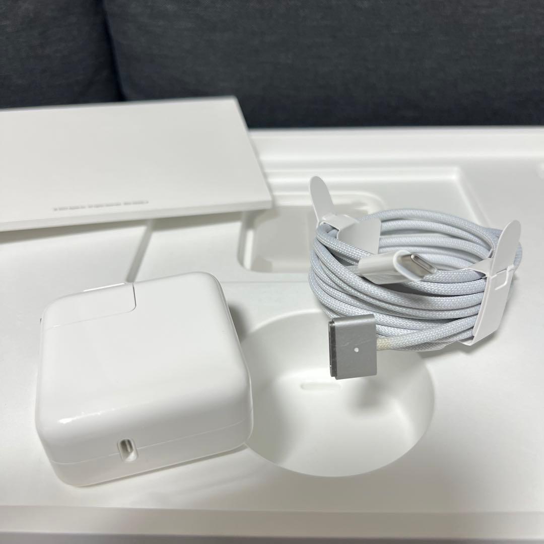 MacBook本体 MacBook Air m2