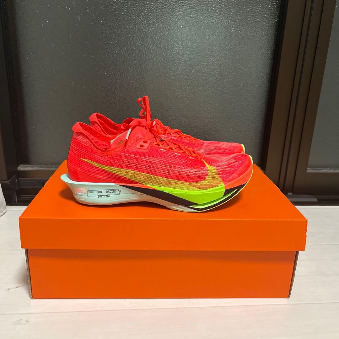 【新品】NIKE ZOOMX STREAKFLY2 25.5cm