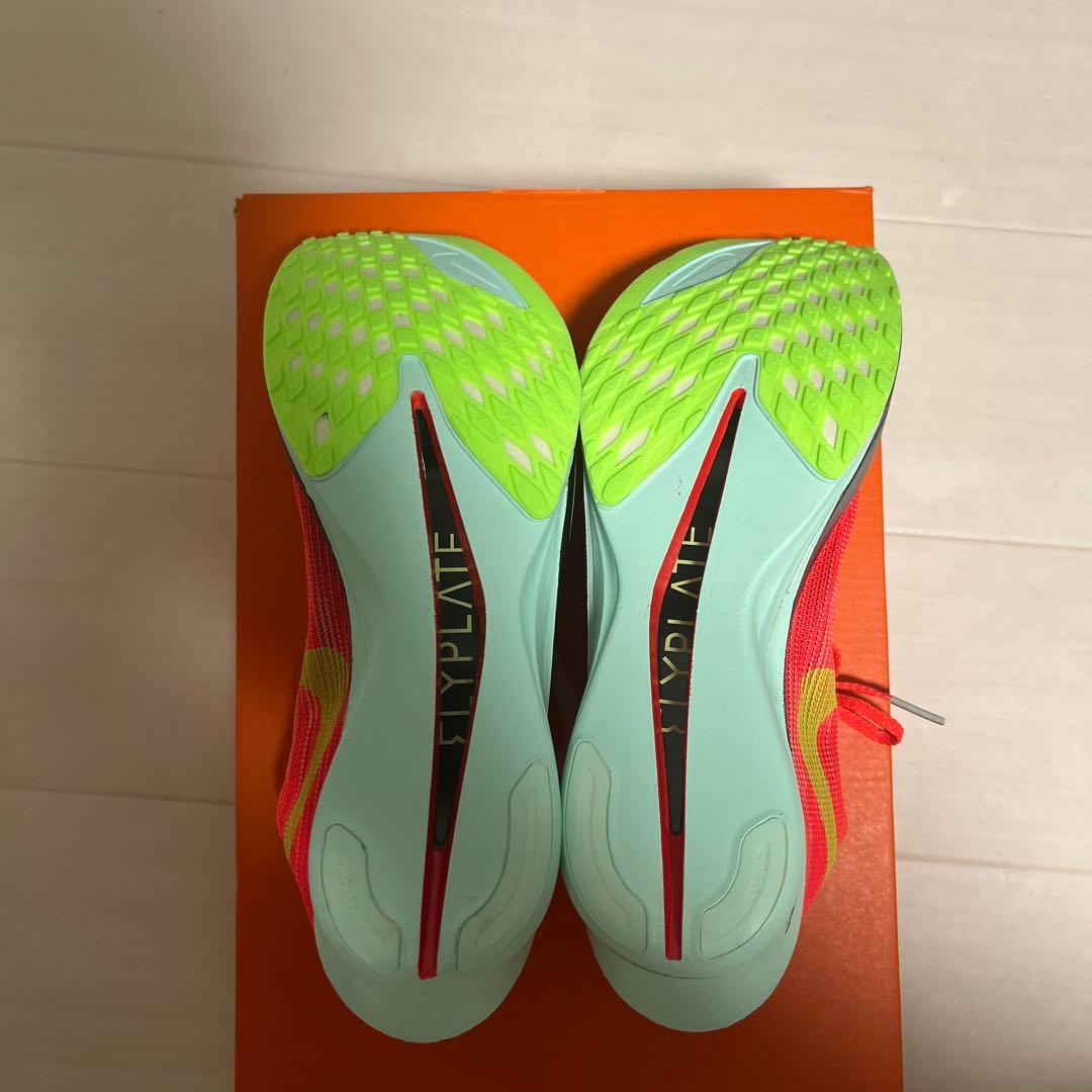 【新品】NIKE ZOOMX STREAKFLY2 25.5cm