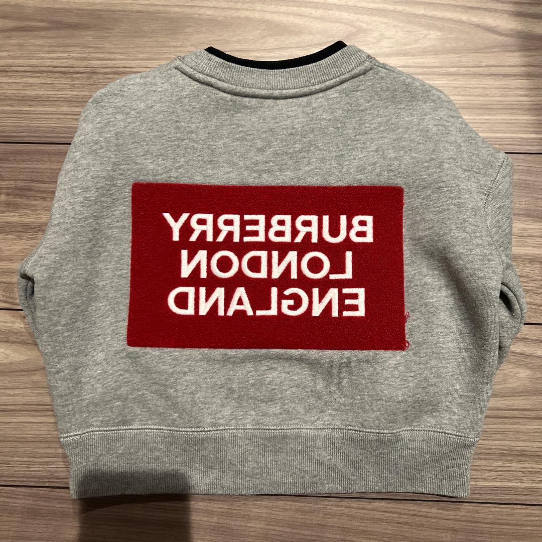 BURBERRYトレーナー