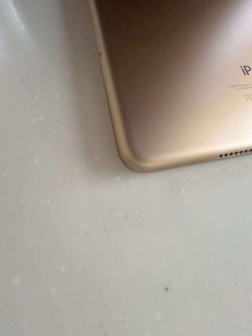 iPad mini 4 ゴールド 本体