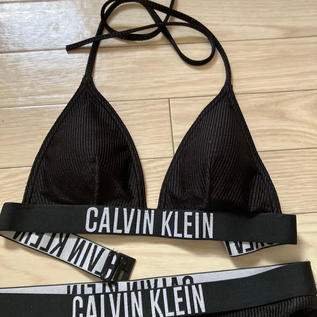   ブラック セパレート水着　ビキニ　海　夏　プール