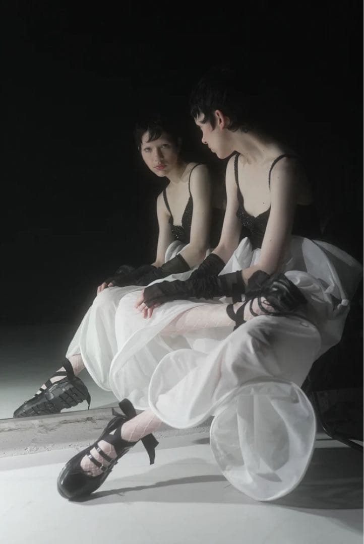 AKIKOAOKI アキコアオキ Giselle Faux-leather