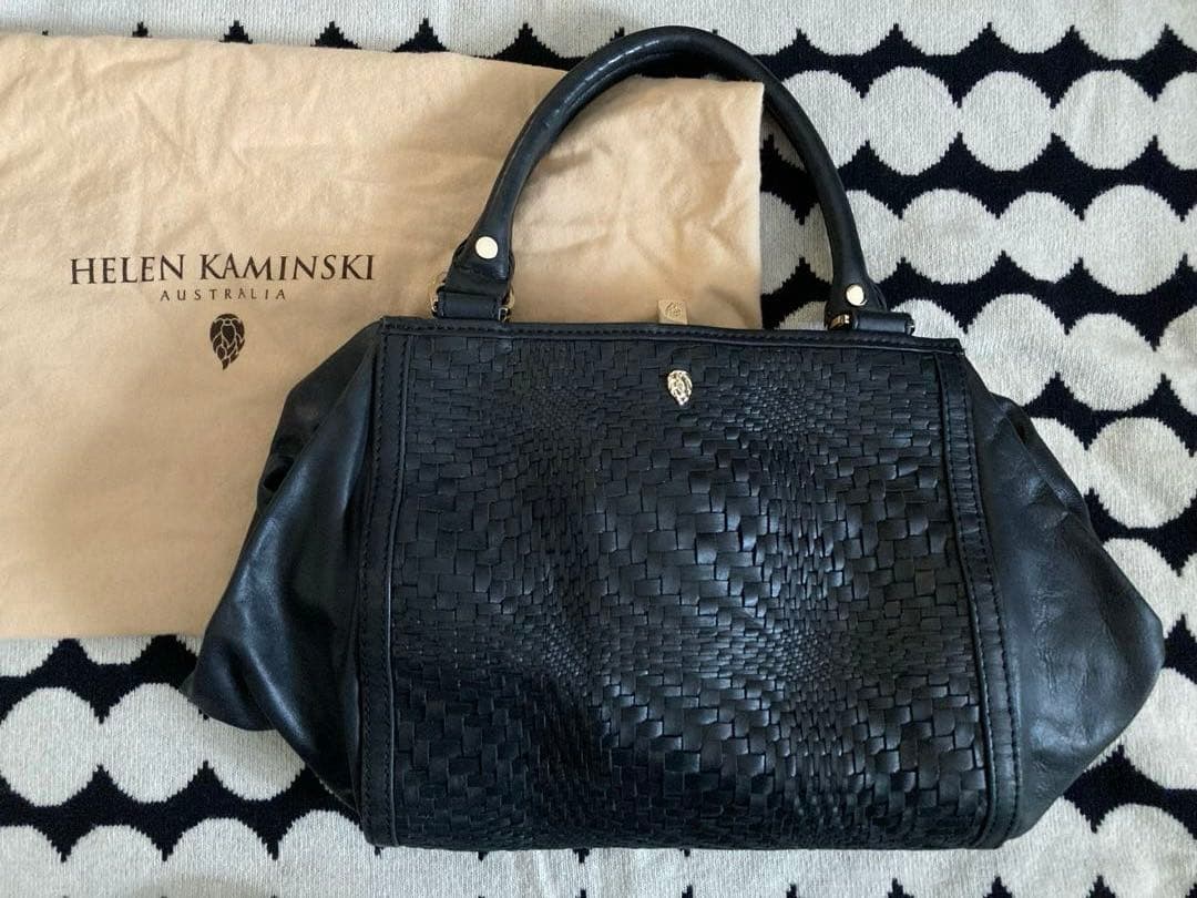 ヘレンカミンスキー　イントレチャート　ハンドバッグ　ブラック