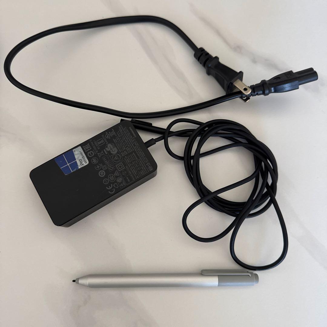 初期化済 Microsoft Surface Pro 4 1724／128GB