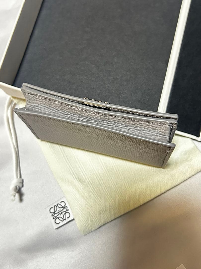 【美品】LOEWE 名刺入れ カードケース アナグラム