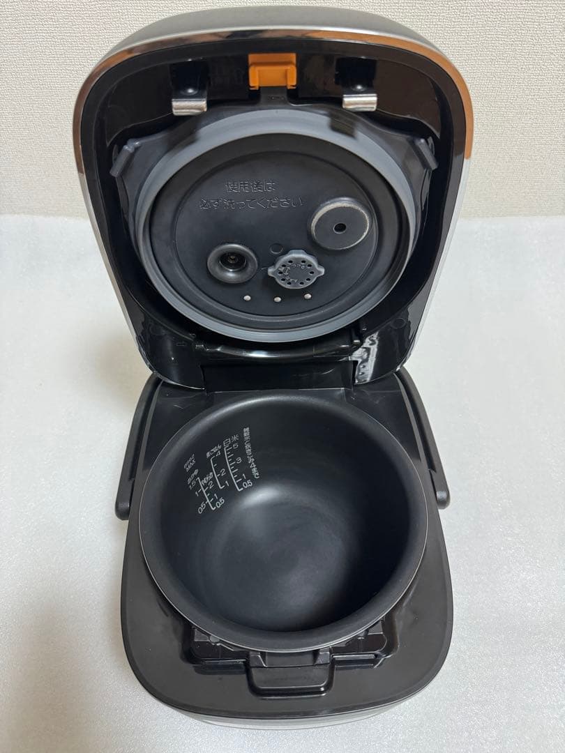 象印　圧力IH炊飯ジャー　炎舞炊き　炊飯器　NW-PH10E8