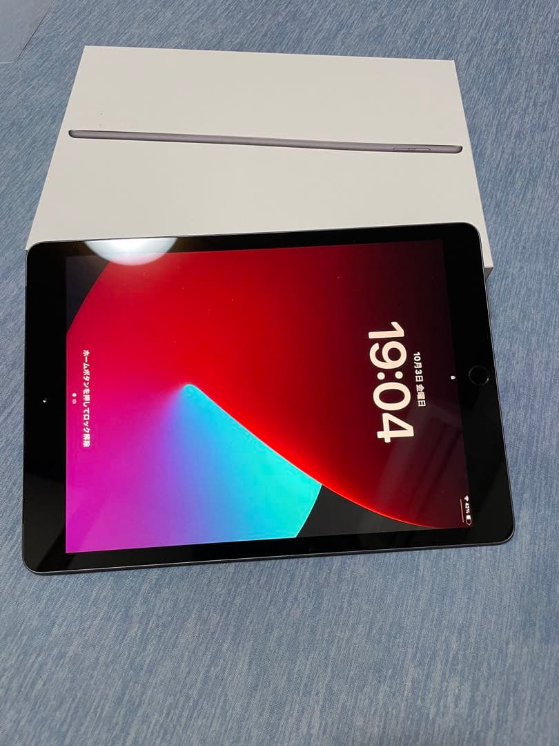 Apple iPad (第8世代) スペースグレー 本体 32GB