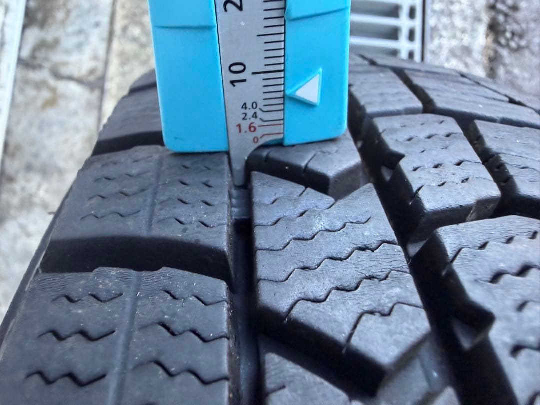 ダンロップ 冬用タイヤ 155/65R14 ×4本 アルミホイール中古