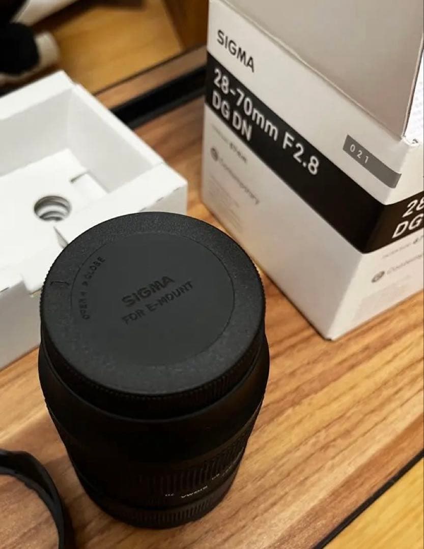 Sony eマウント用レンズSIGMA28-70mm F2.8