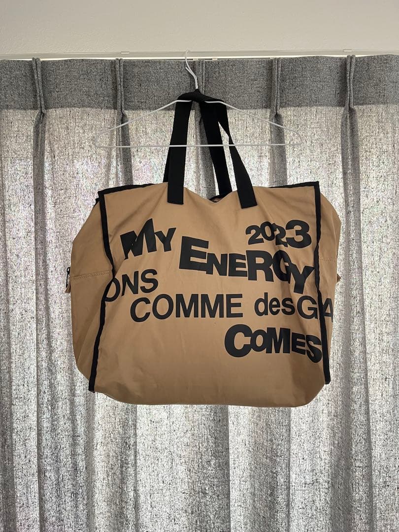 コムデギャルソン　2023 限定　メッセージ　バッグ　ロゴ