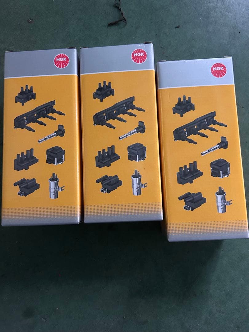 NGK スパークプラグ U5560 3個セット　イグニッションコイル　スズキ