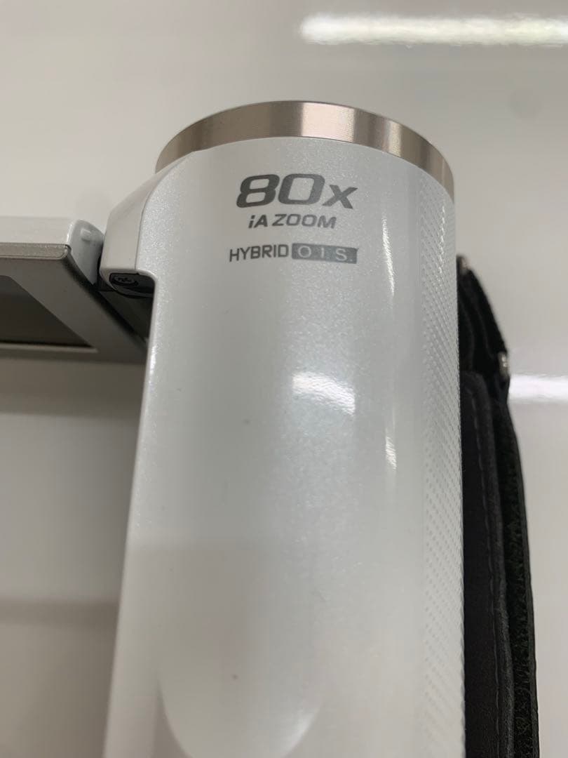 Panasonic デジタルハイジョンビデオカメラ HC-V520M ホワイト