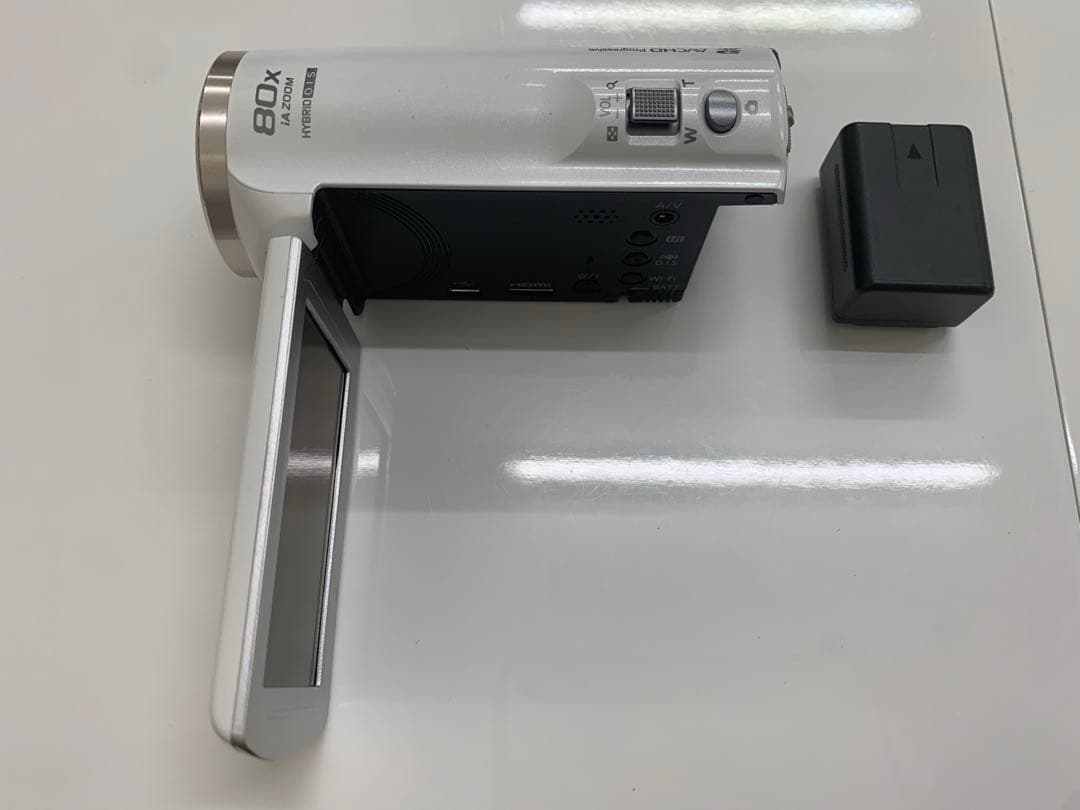 Panasonic デジタルハイジョンビデオカメラ HC-V520M ホワイト