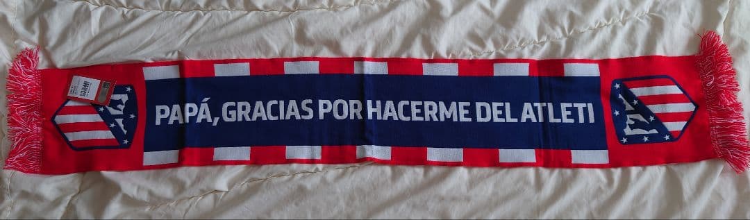 アトレティコ・マドリード　アルゼンチン代表3人のサイン入りユニフォーム+スカーフ
