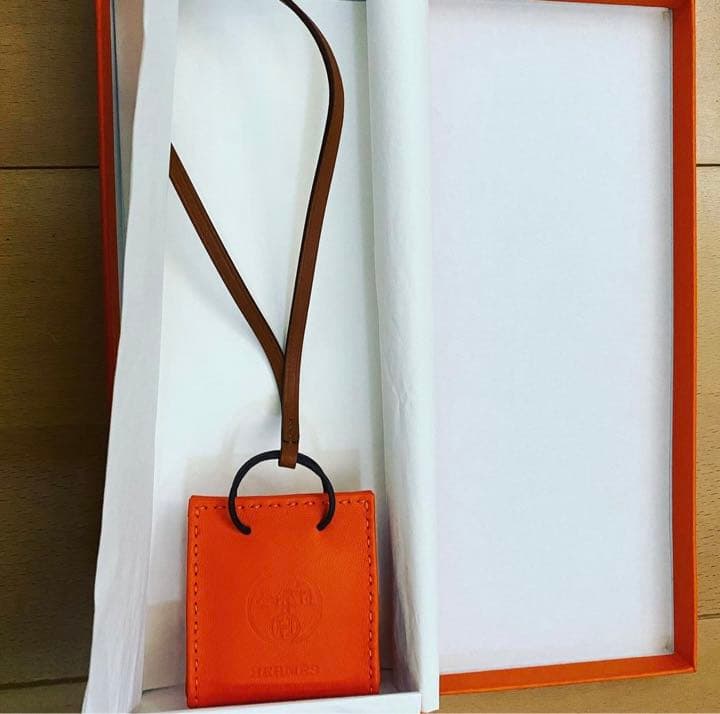 エルメス　ショッパーチャーム