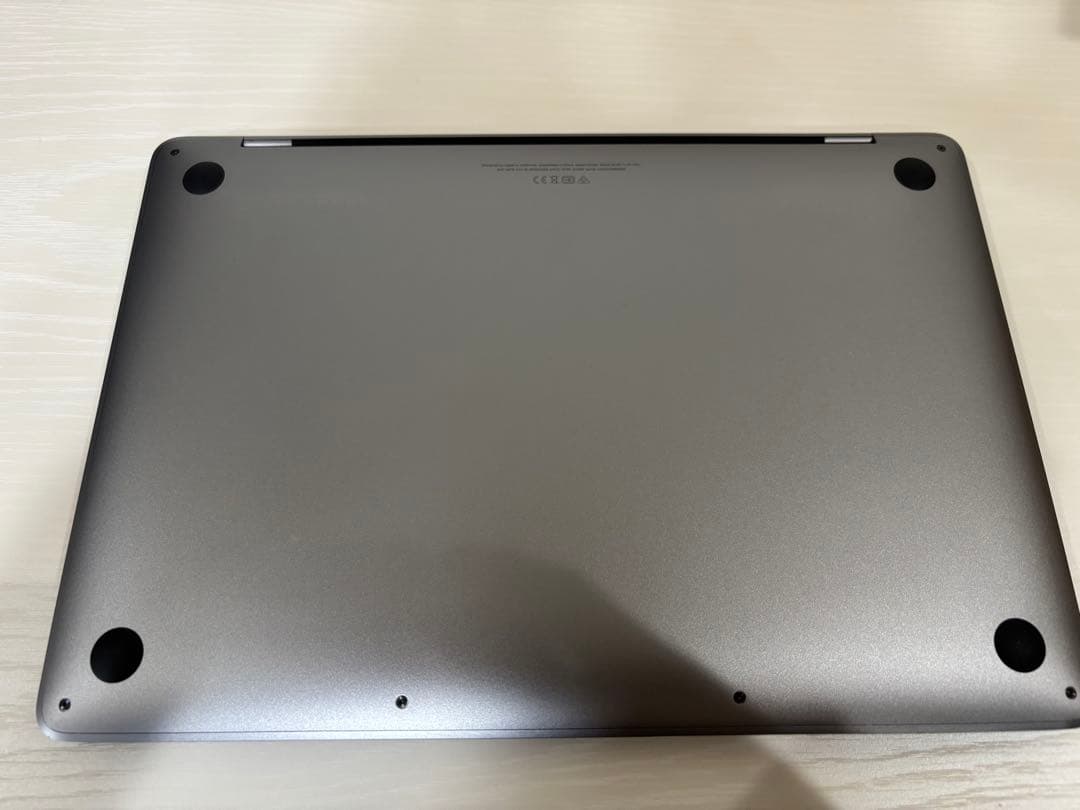 MacBook Pro 13inch (チップApple M1/メモリ8GB)