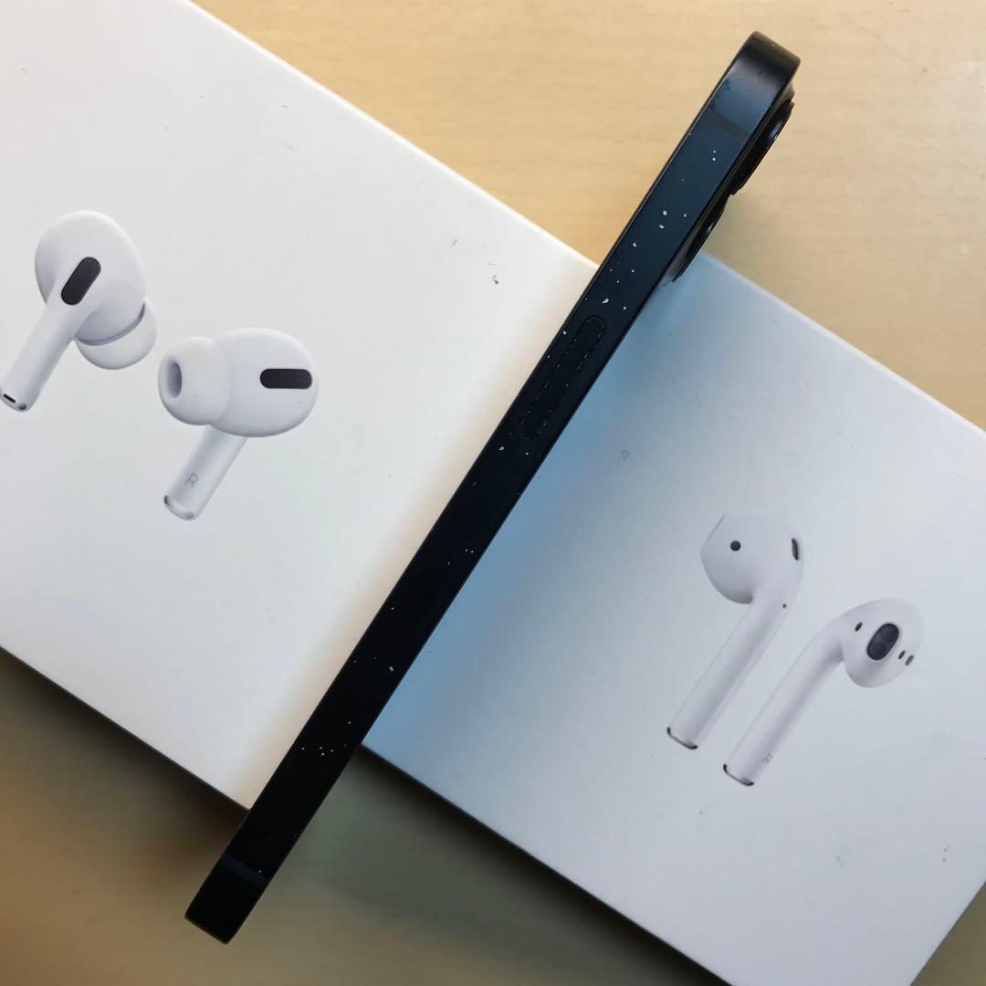 iPhone 13 SIMフリー　128GB 割れなし　バッテリー最大容量84％