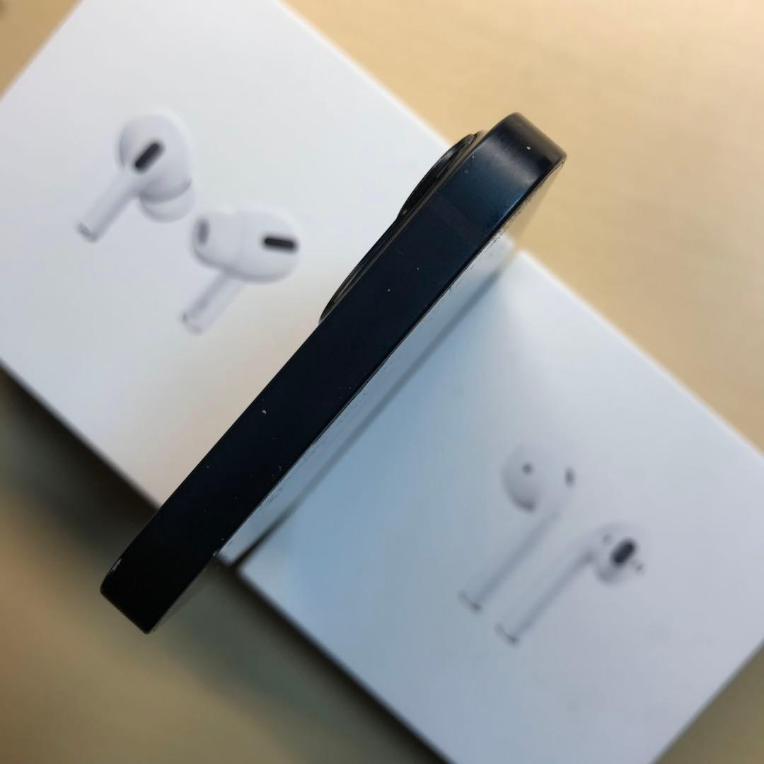 iPhone 13 SIMフリー　128GB 割れなし　バッテリー最大容量84％