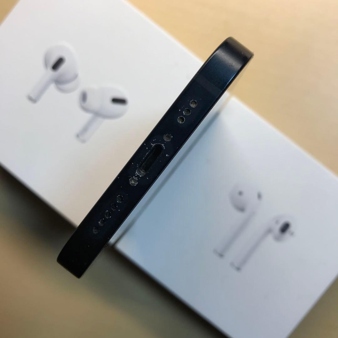 iPhone 13 SIMフリー　128GB 割れなし　バッテリー最大容量84％