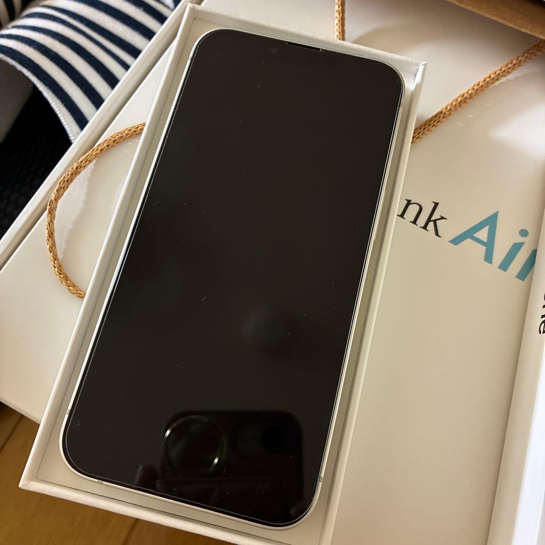 Apple iPhone 16eホワイト 本体