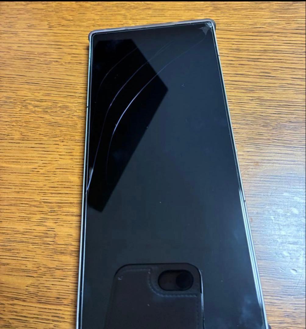 red magic10 Pro 画面割れあり