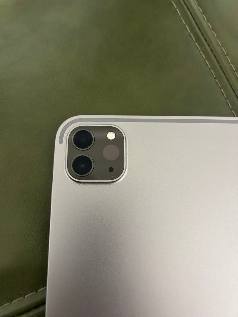 「帽子屋」iPad Pro 第6世代 1TB Magic Keyboard