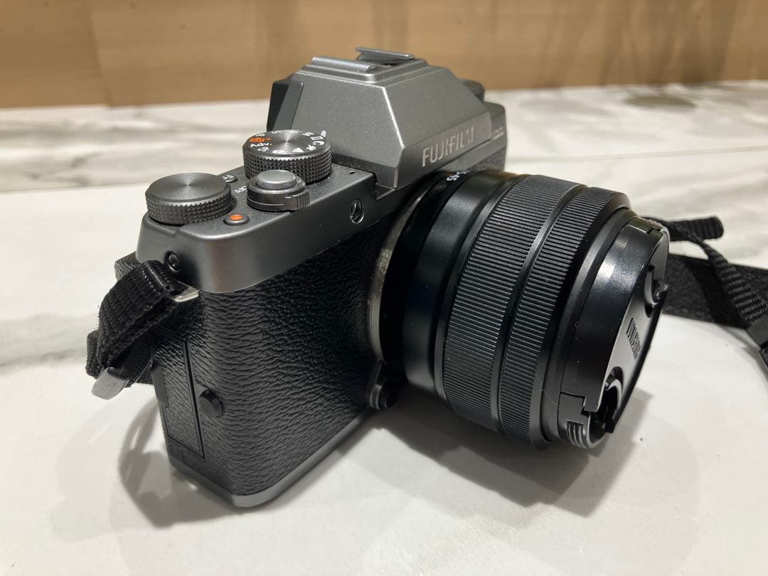 FUJIFILM X-T100 ミラーレス一眼 シルバー