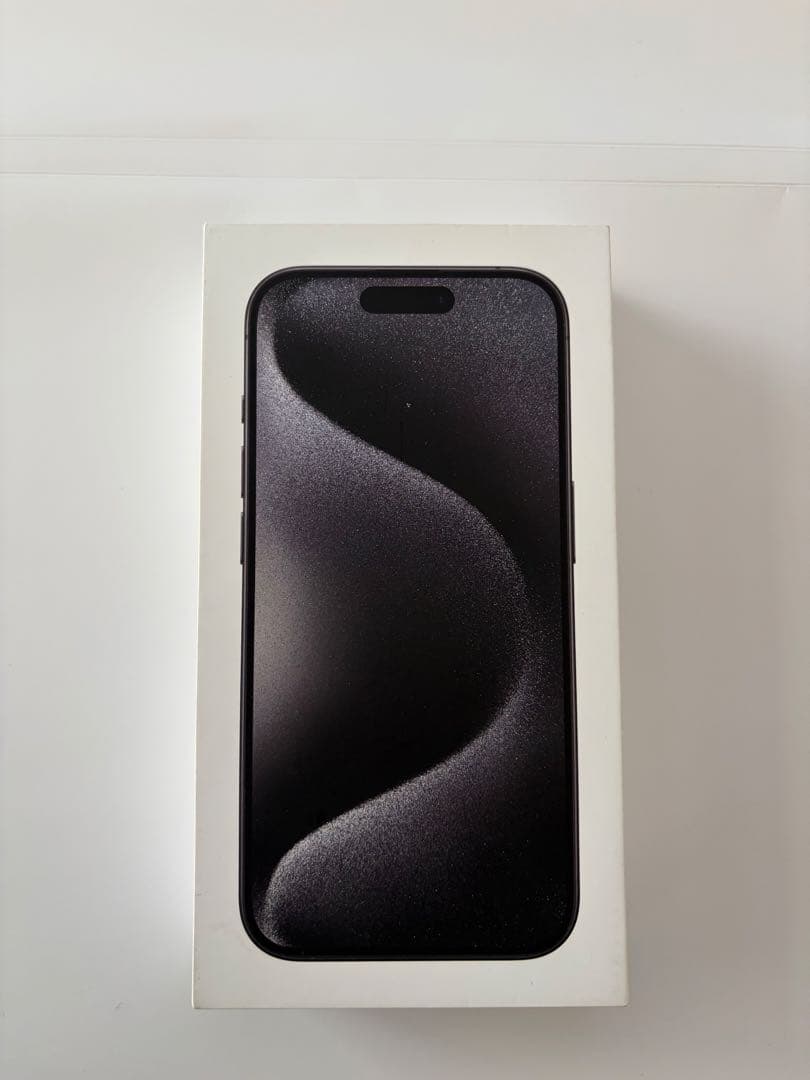 iPhone 15 Pro 128GB(ブラックチタニウム）SIMフリー(即送)