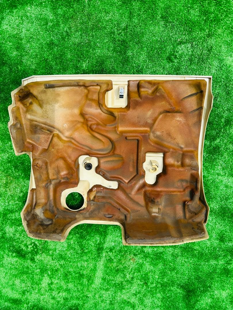 クラウンGRS204/GRS202/GRS200 エンジンカバー