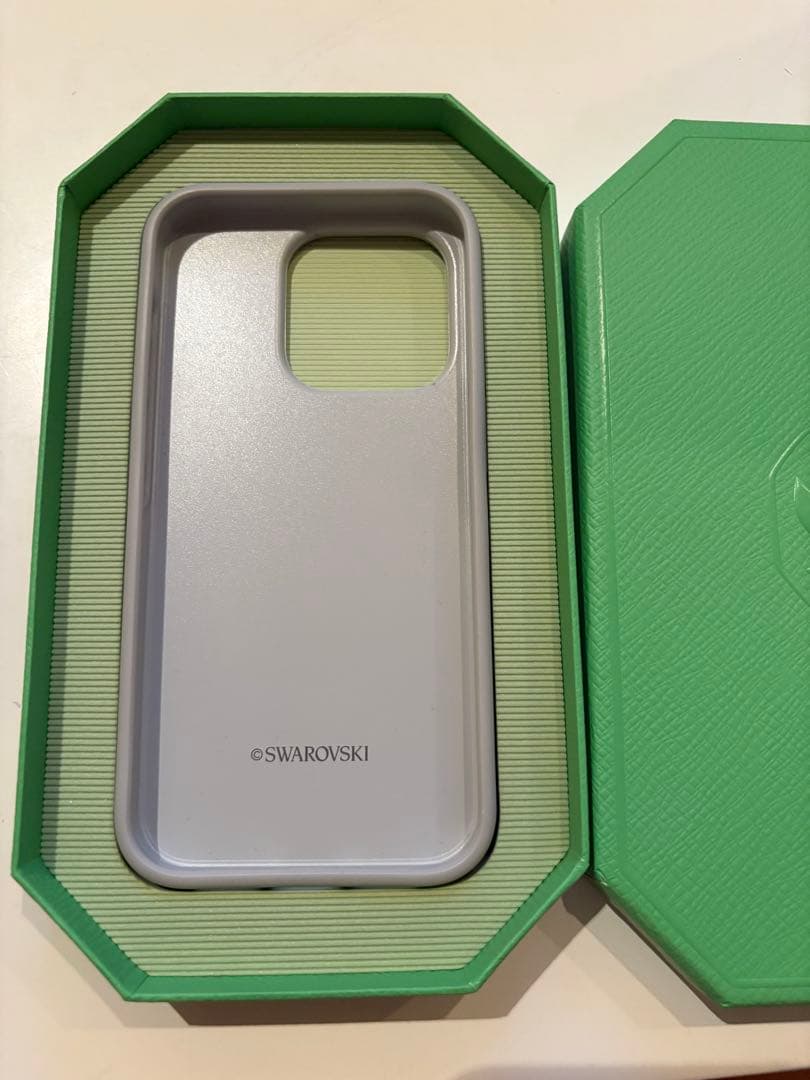 スワロフスキー iPhone15proケース