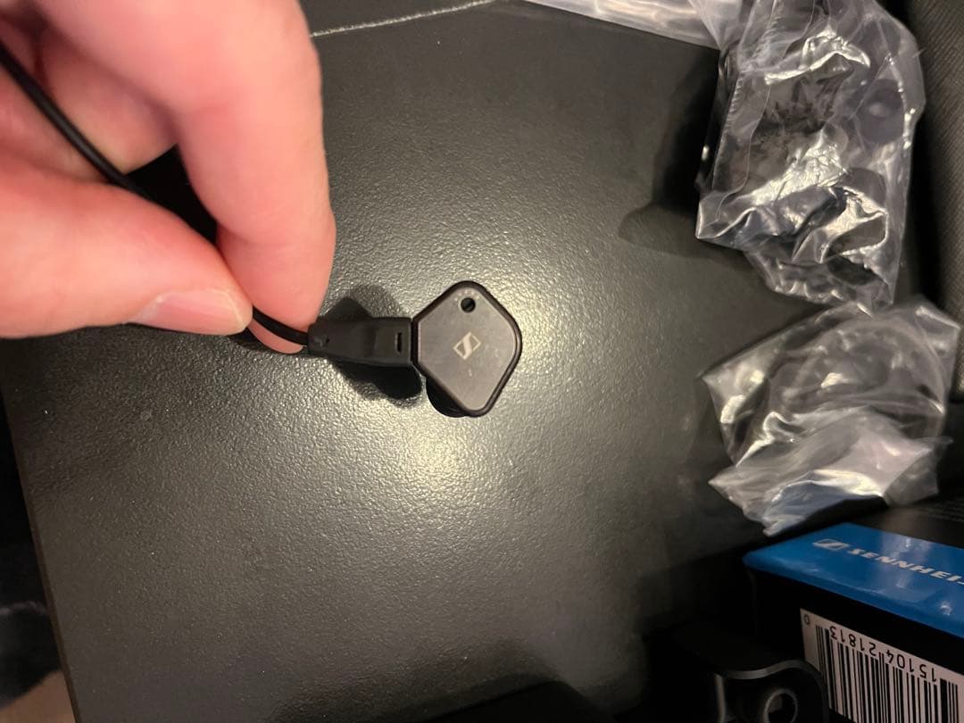 Sennheiser IE 80 有線イヤフォン