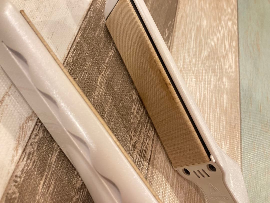 LM-125 KINUJO ストレートヘアアイロン ホワイト 絹女シルクプレート