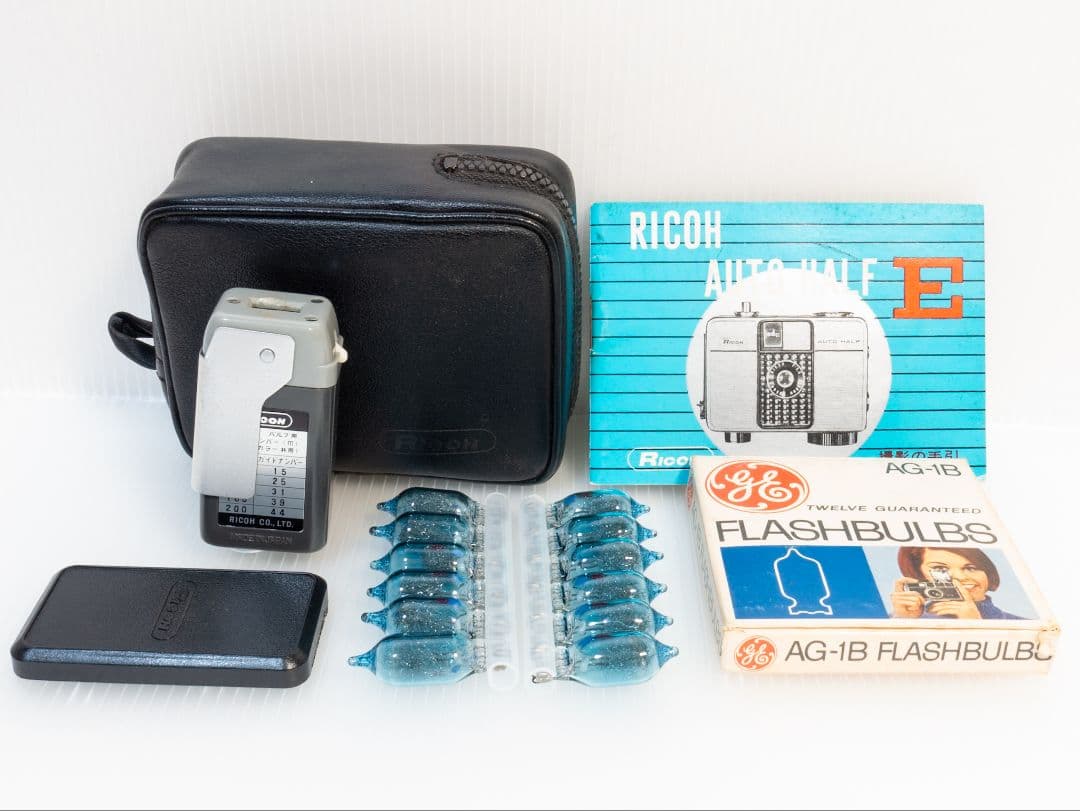 ㉓【美品・整備済】RICOH AUTO HALF E 「ブラック 」オートハーフ