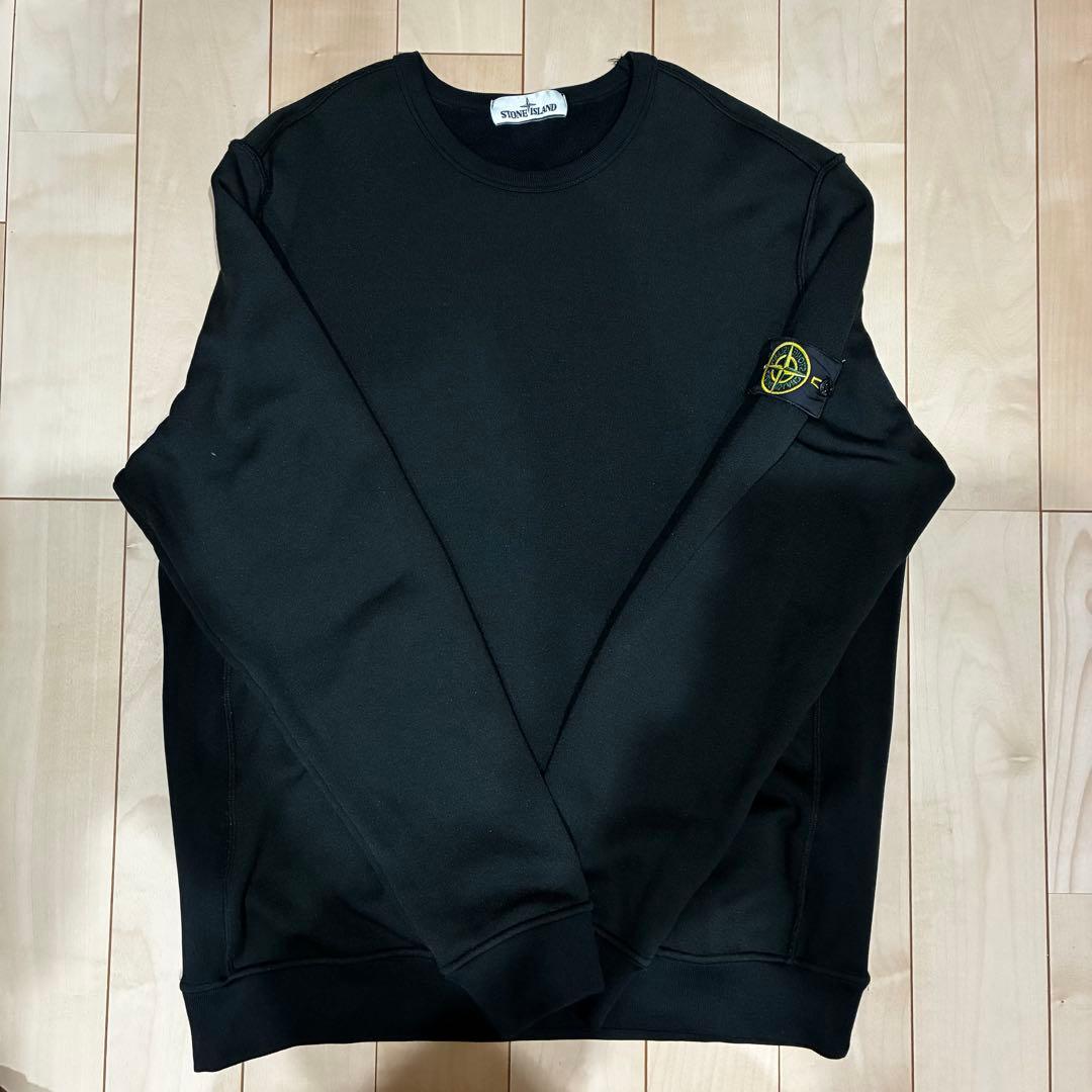 Stone  トレーナー