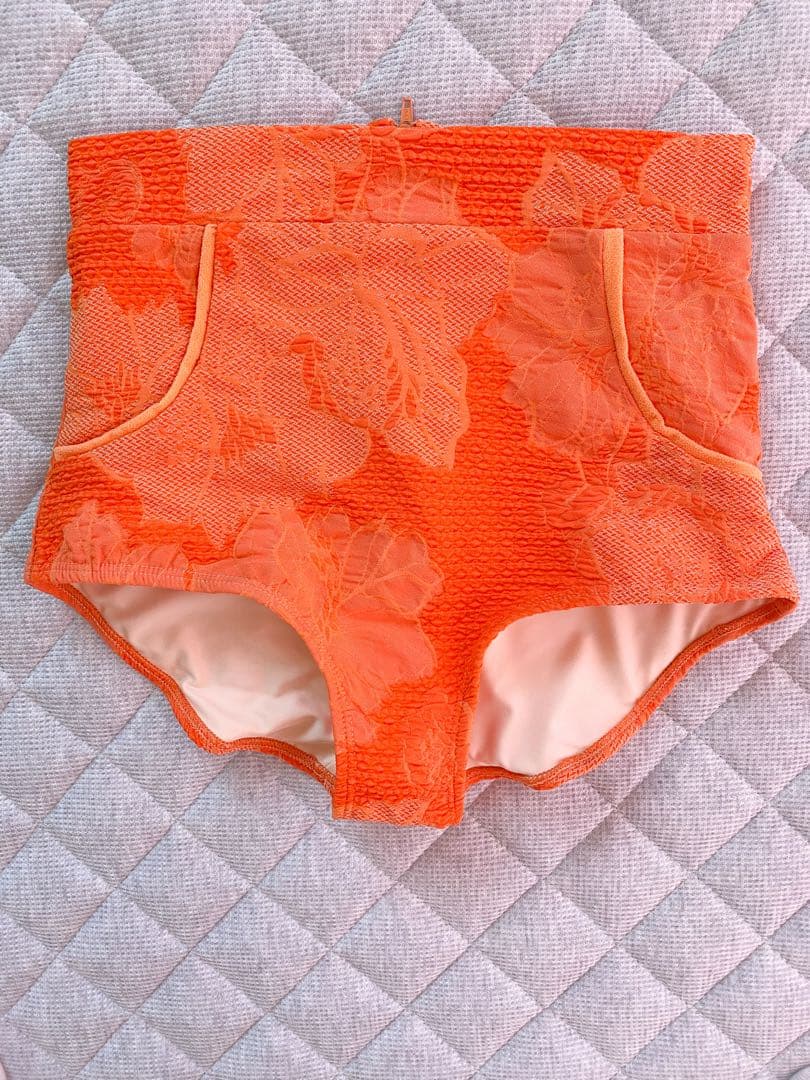 Seea シーア　新品未使用ビキニセットアップ　オレンジ