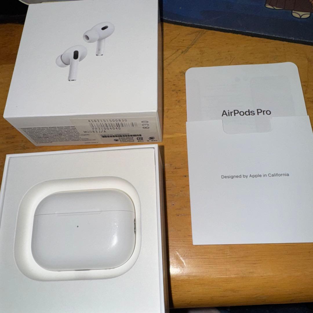 AirPods Pro 第2世代　交換用イヤーチップ付き