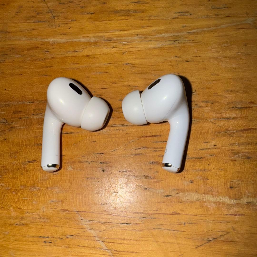 AirPods Pro 第2世代　交換用イヤーチップ付き